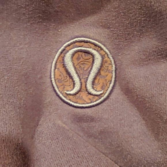 Lululemon Limited Edition Hoodie Winter Orchid Cuddle Hoody - Picture 4 of 9